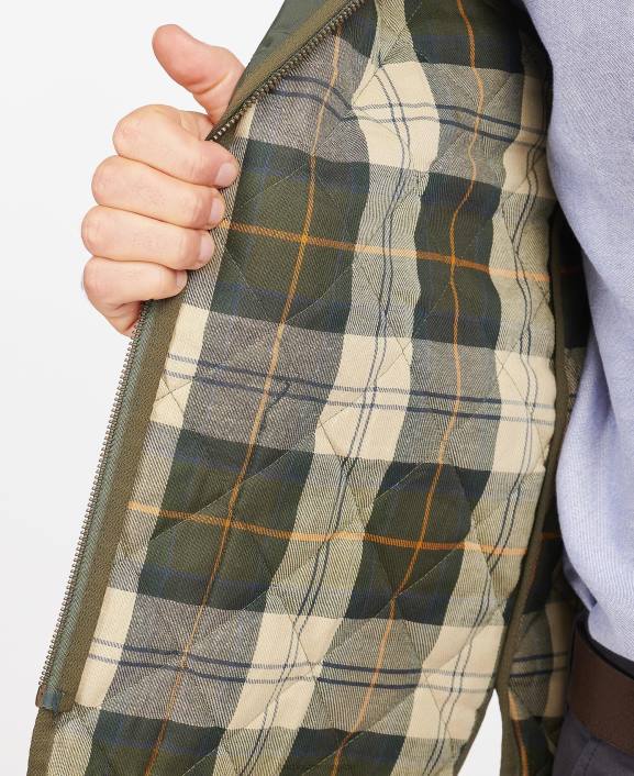 Men Black/Modern Barbour Quilted Waistcoat/Zip-In Liner 40VB2321